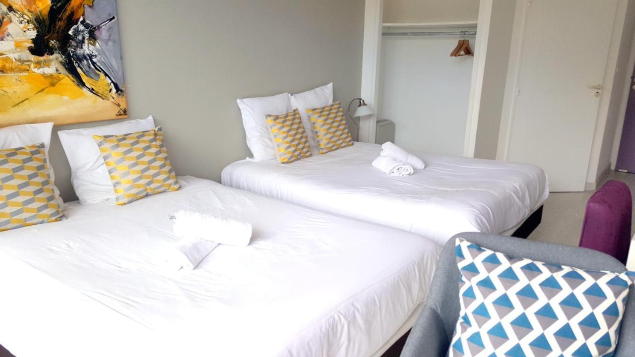 Hotel Sable Et Soleil - Port, Plage Et Jacuzzi Prive เฟรฌูส ภายนอก รูปภาพ