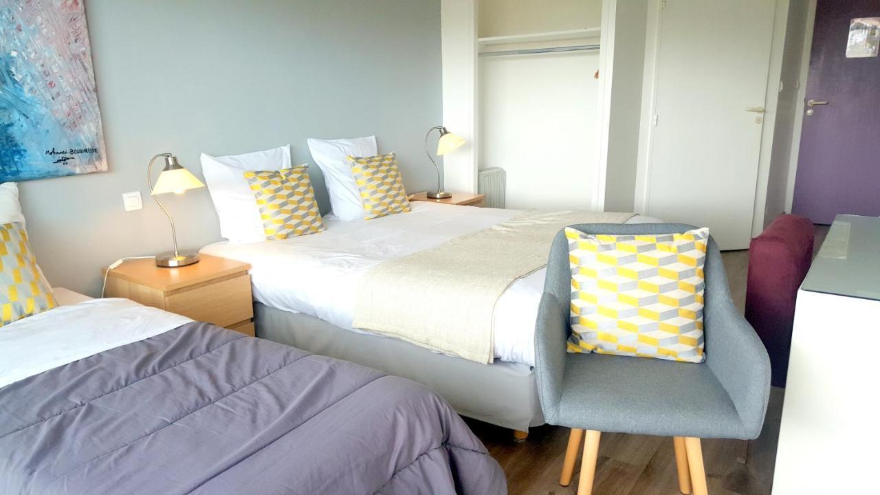 Hotel Sable Et Soleil - Port, Plage Et Jacuzzi Prive เฟรฌูส ภายนอก รูปภาพ